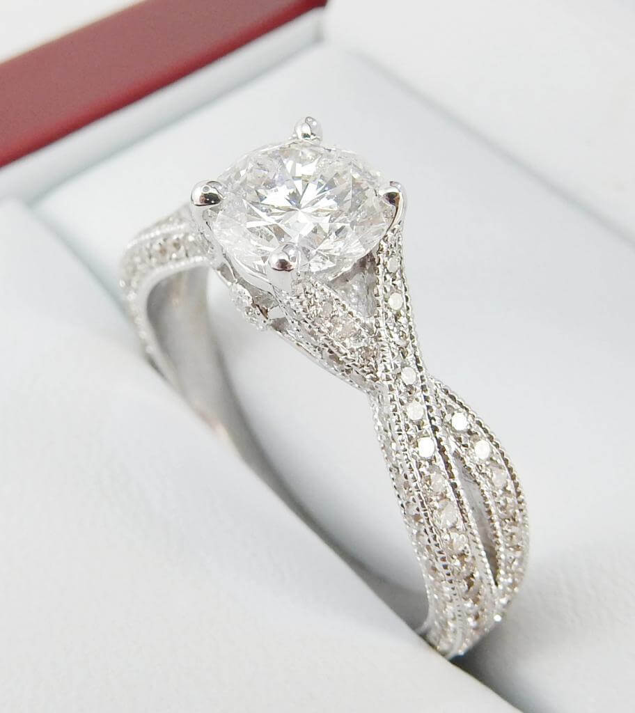 Round Brilliant 1 12ct In Twisted Diamond Band Style 4258 DiamondNet   Round Brilliant 912x1024 