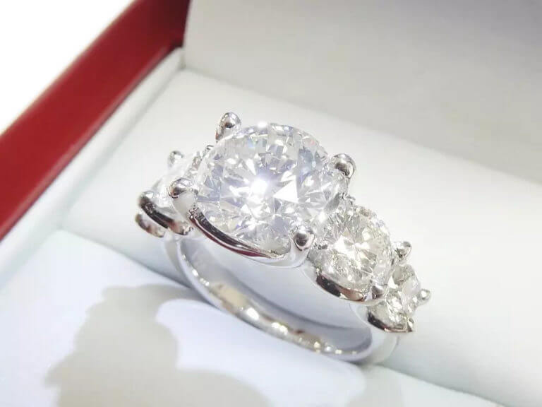 5 stone engagement ring