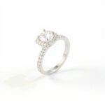 Round Diamond Engagement Ring