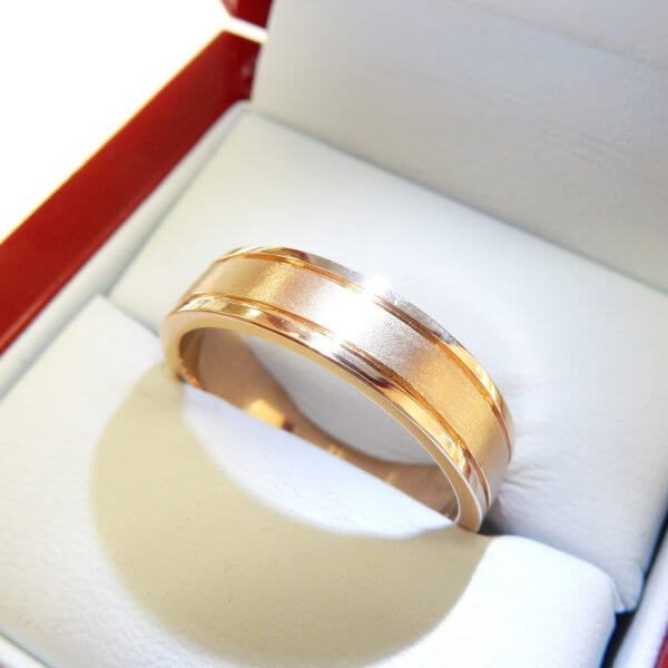 Yellow Gold and Cognac Diamond Man's Wedding Ring - DiamondNet