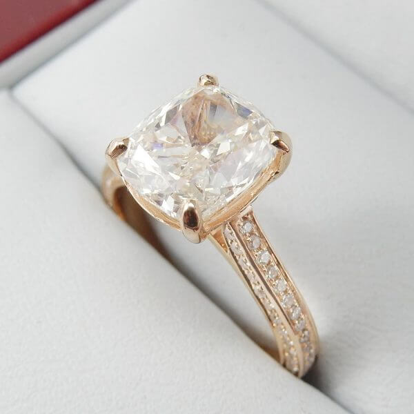 Cushion-Diamond-Rose-Gold-Engagement-Ring-DiamondNet.ca