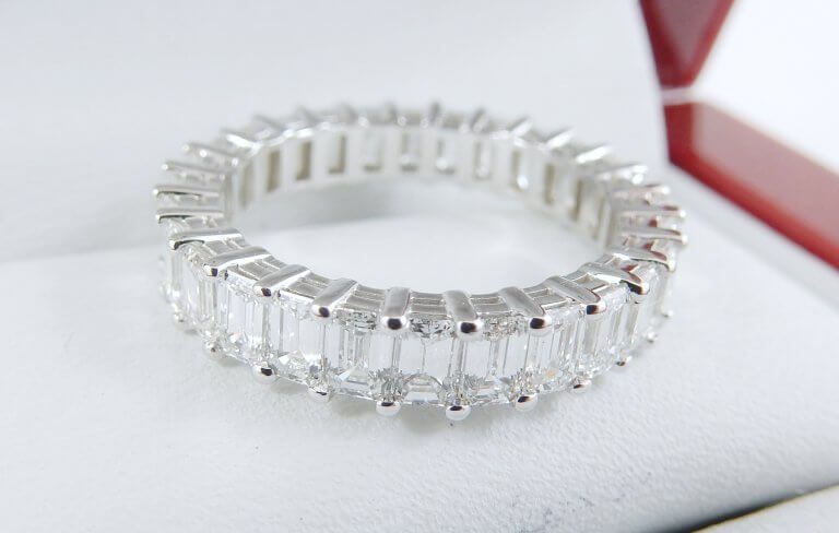 3.01ct Emerald Diamond Eternity Band