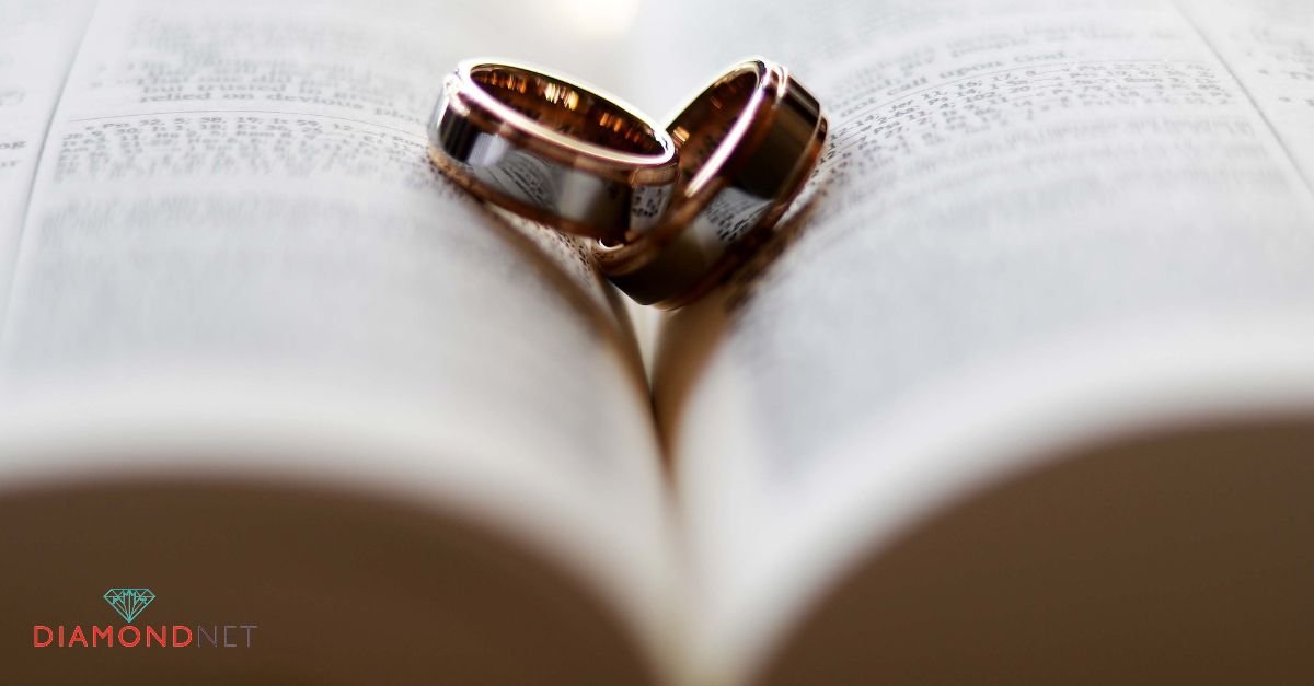 Elegant black wedding ring for men