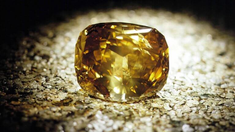 Largest diamonds in the world - DiamondNet