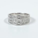 18K White Gold Diamond Ring
