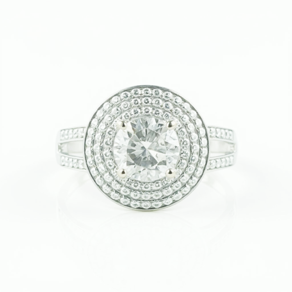Round Halo Diamond Ring