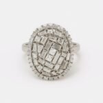 Halo Oval diamond Ring