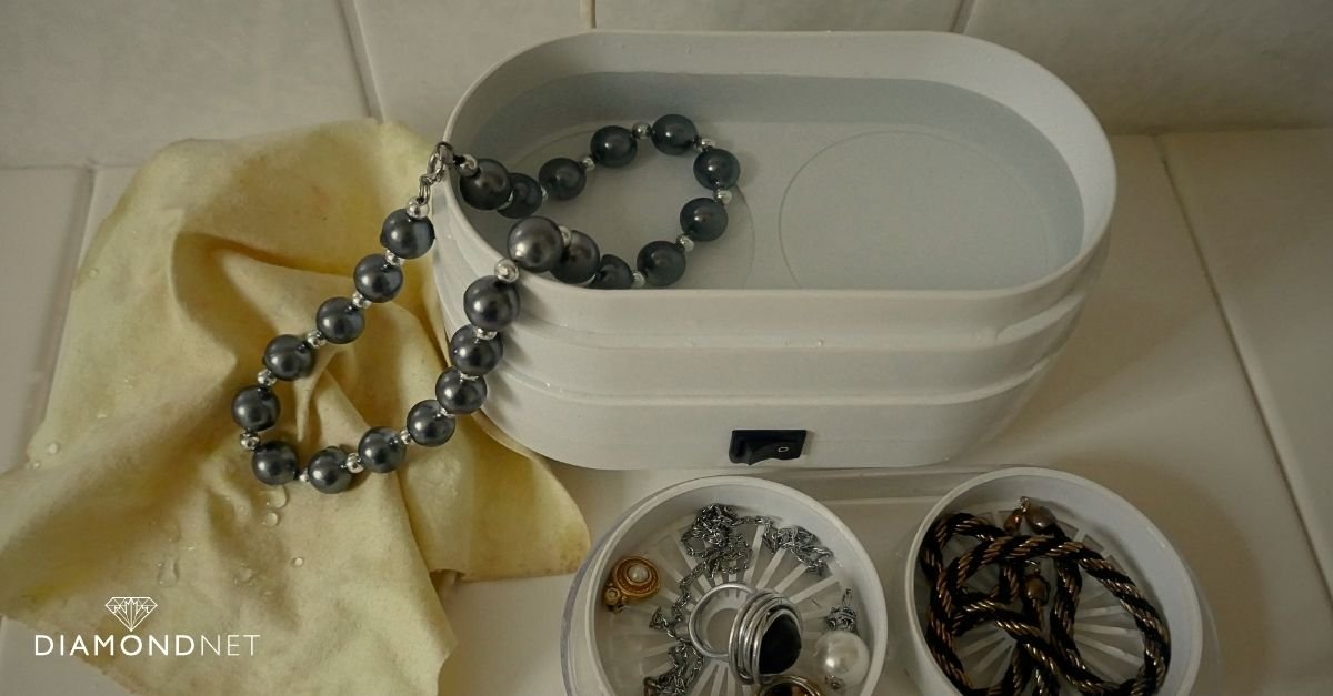 Ultrasonic jewellery cleaner