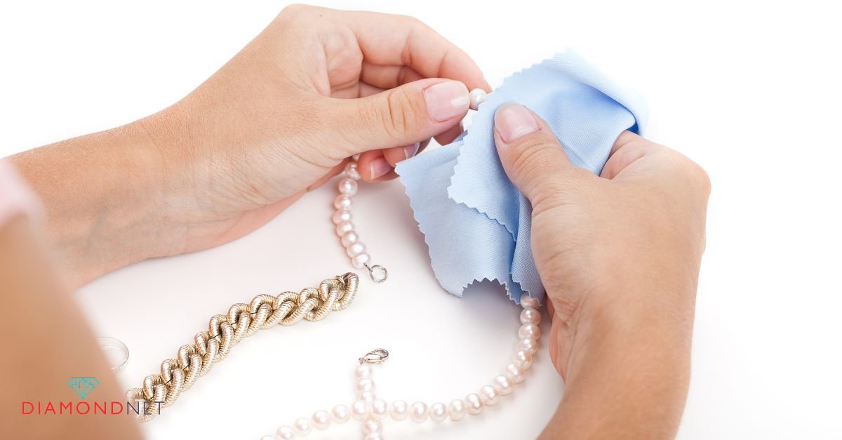 Best ways to maintain gold jewelry based on karat level